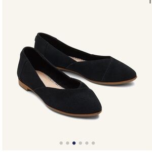 Tom’s Jutti Neat Flat — Black Suede. Excellent Condition!